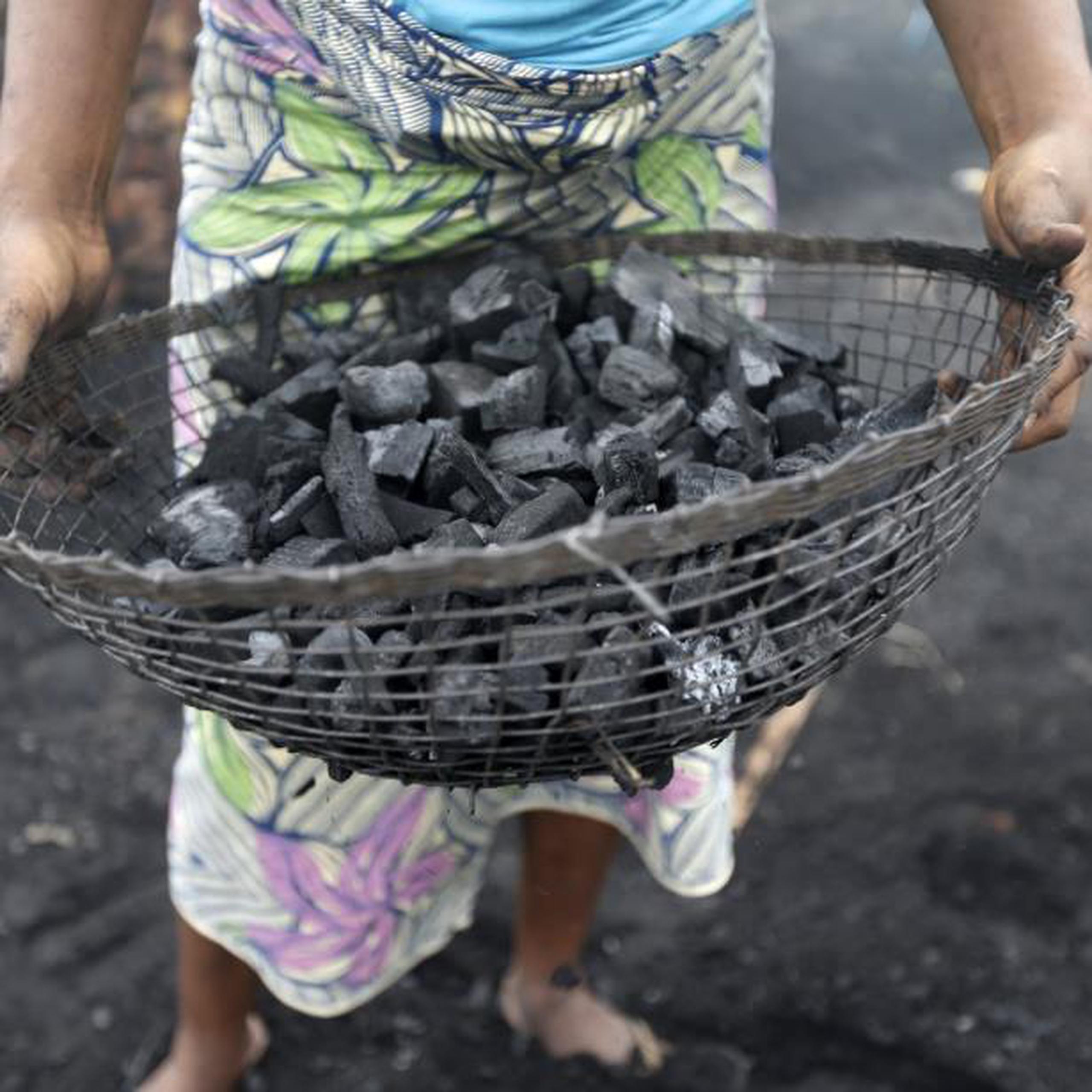 El carbón genera alrededor de 40 % de la energía eléctrica en el mundo y es el productor más grande de los gases de efecto invernadero que provocan el calentamiento global. (EFE)