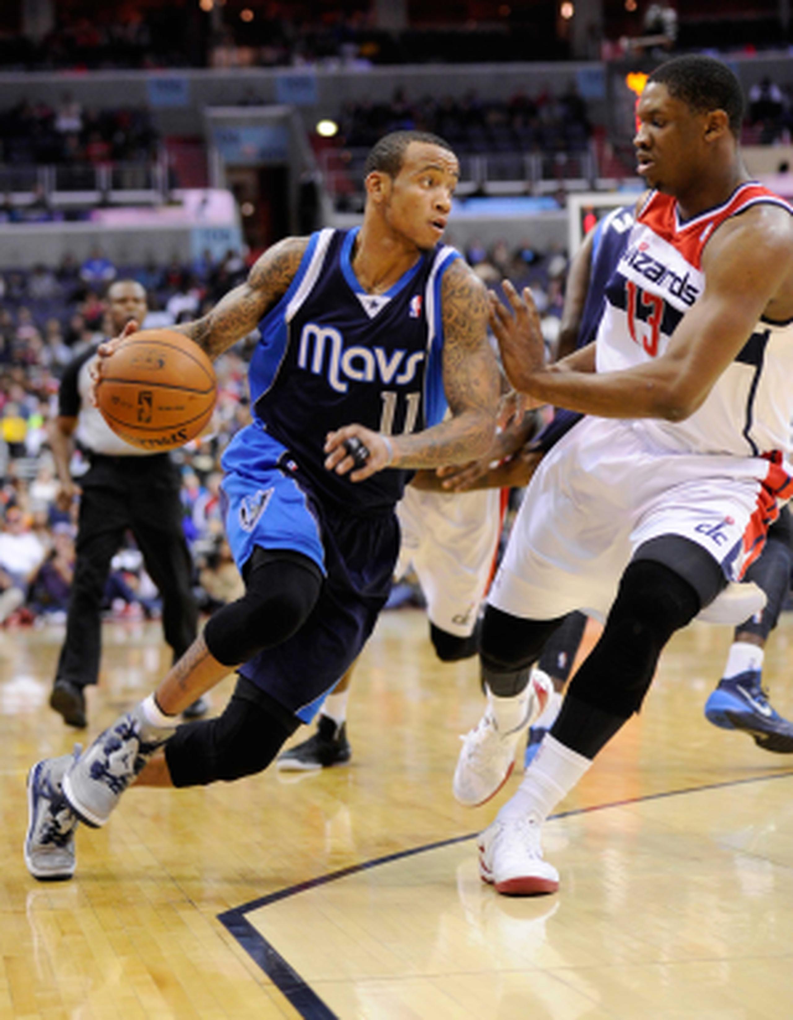 Monta Ellis anotó 23 puntos por los Mavs en el partido. (AP / Nick Wass)