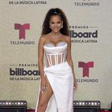 Brillo y color en la alfombra roja de los Premios Billboard de la Música Latina
