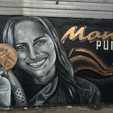 Basura tapa mural de Mónica Puig