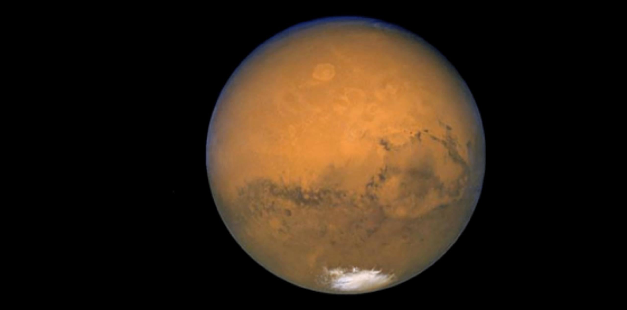 Las naves orbitales intentarán observar la llegada de la bola de hielo, luego se ocultarán atrás de Marte como protección. (Archivo)