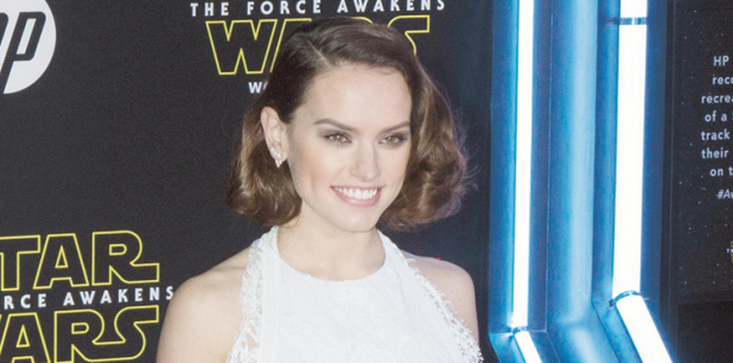 Ridley es la protagonista de "Star Wars: The Force Awakens". (Archivo)