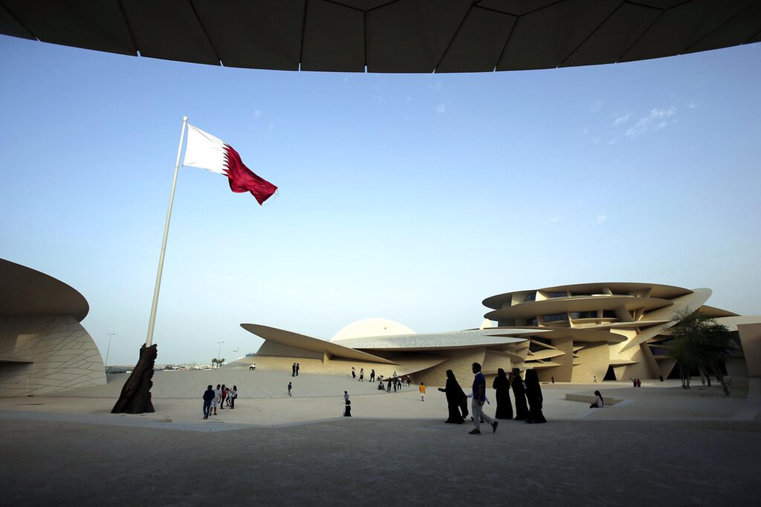 Se espera que alrededor de 1.2 millones de personas viajen a Qatar para el Mundial que comienza en noviembre.
