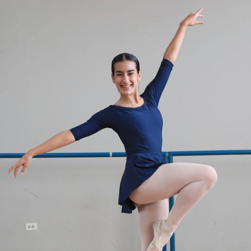 Bailarina aboga por la Escuela Especializada en Ballet Julián E. Blanco