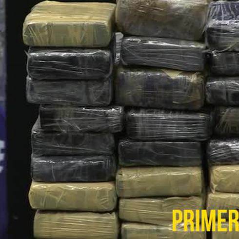 Incautan multimillonario cargamento de cocaína en Dorado