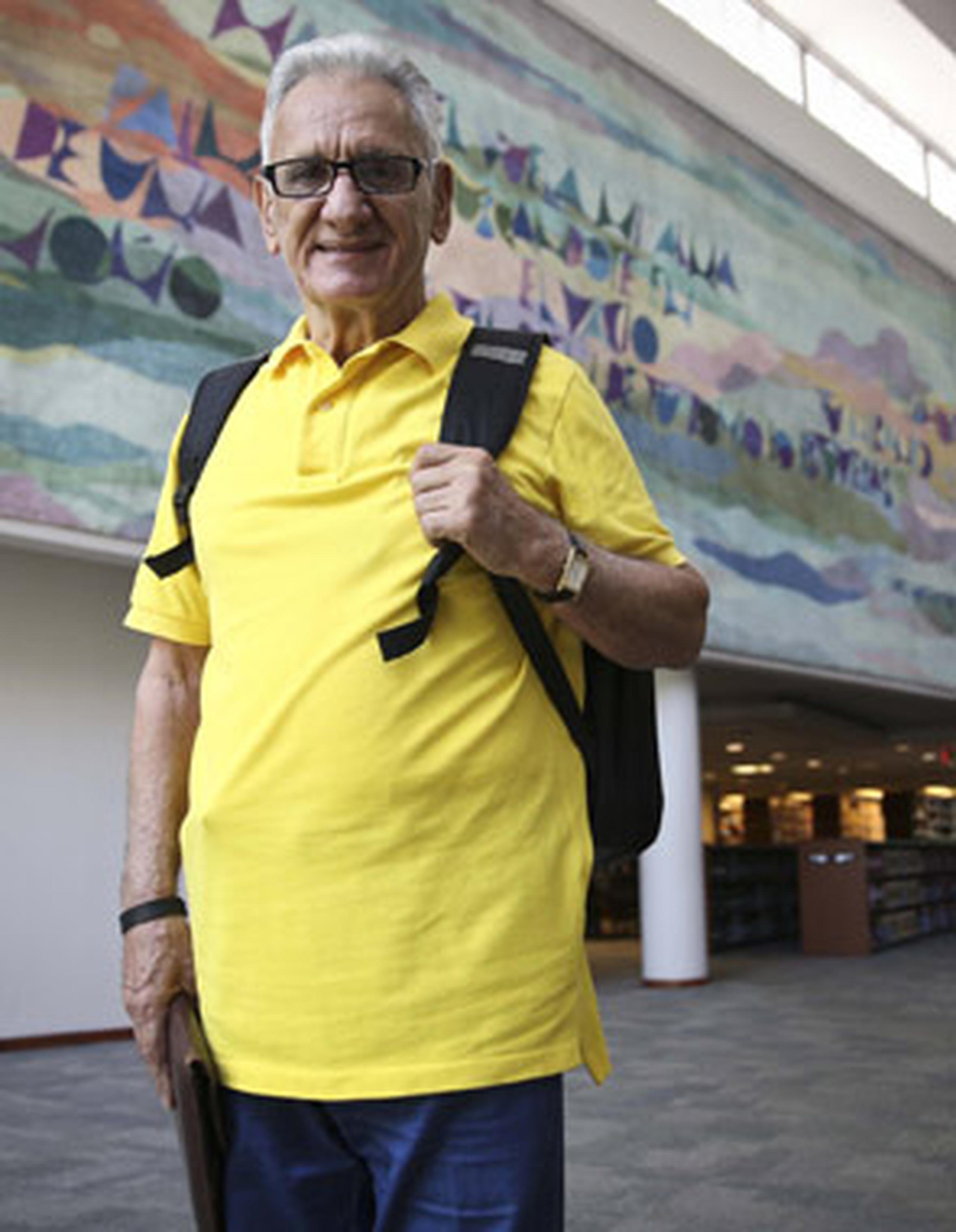 A sus 80 años, José L. Cases Rodríguez sigue firme en su afán de aprender y demostrar lo que es capaz de lograr. (wandaliz.vega@gfrmedia.com)
