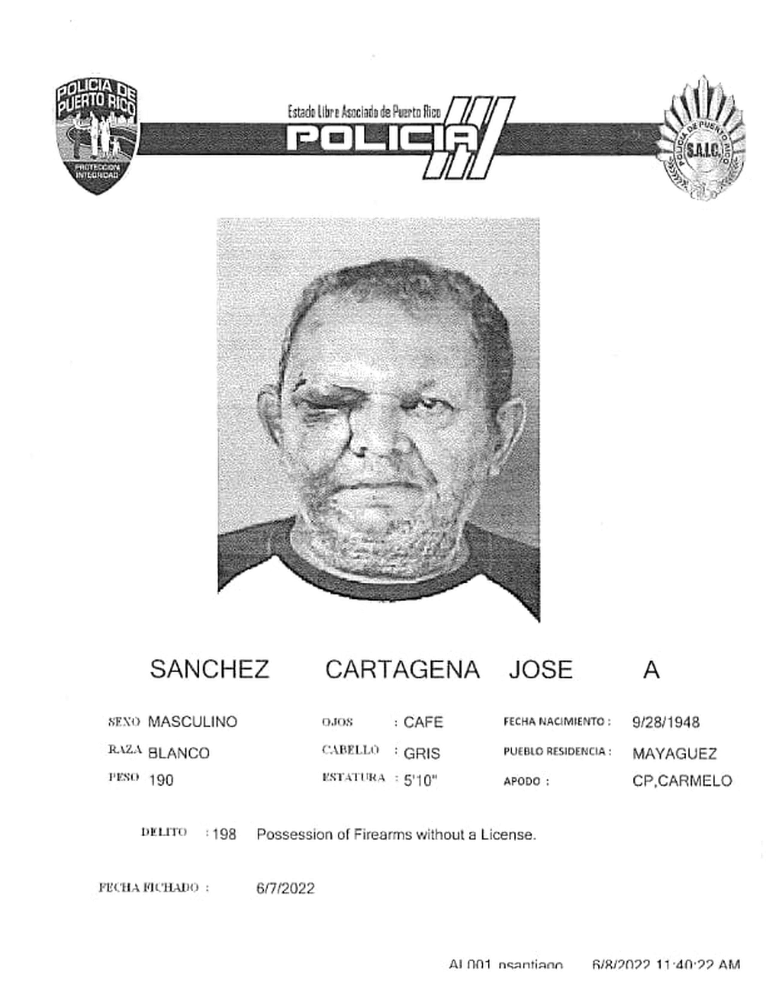 José A. Sánchez Cartagena apodado Carmelo fue acusado por herir de bala a su hijo cuando intervino en defensa de su madre en un incidente de violencia doméstica, según el Negociado de la Policía.