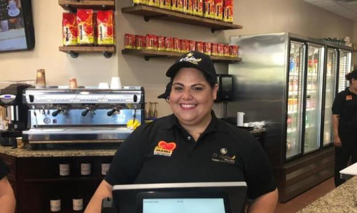 Inauguran panadería boricua en Orlando Primera Hora