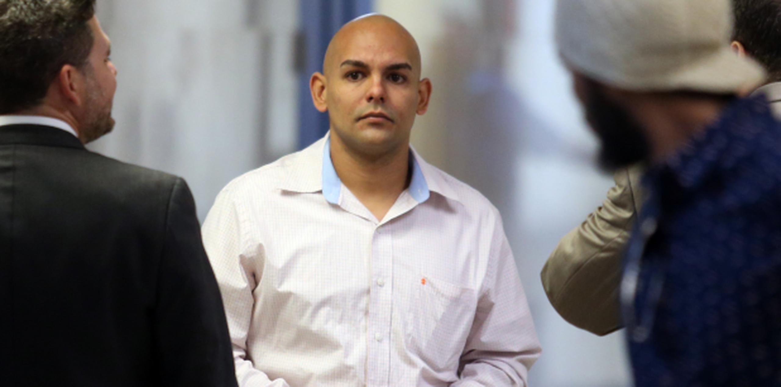 Rivera Pagán, de 36 años, y otros dos policías estatales enfrentan cargos por supuestamente secuestrar y robar dinero a un ciudadano dominicano. (juan.martinez@gfrmedia.com)
