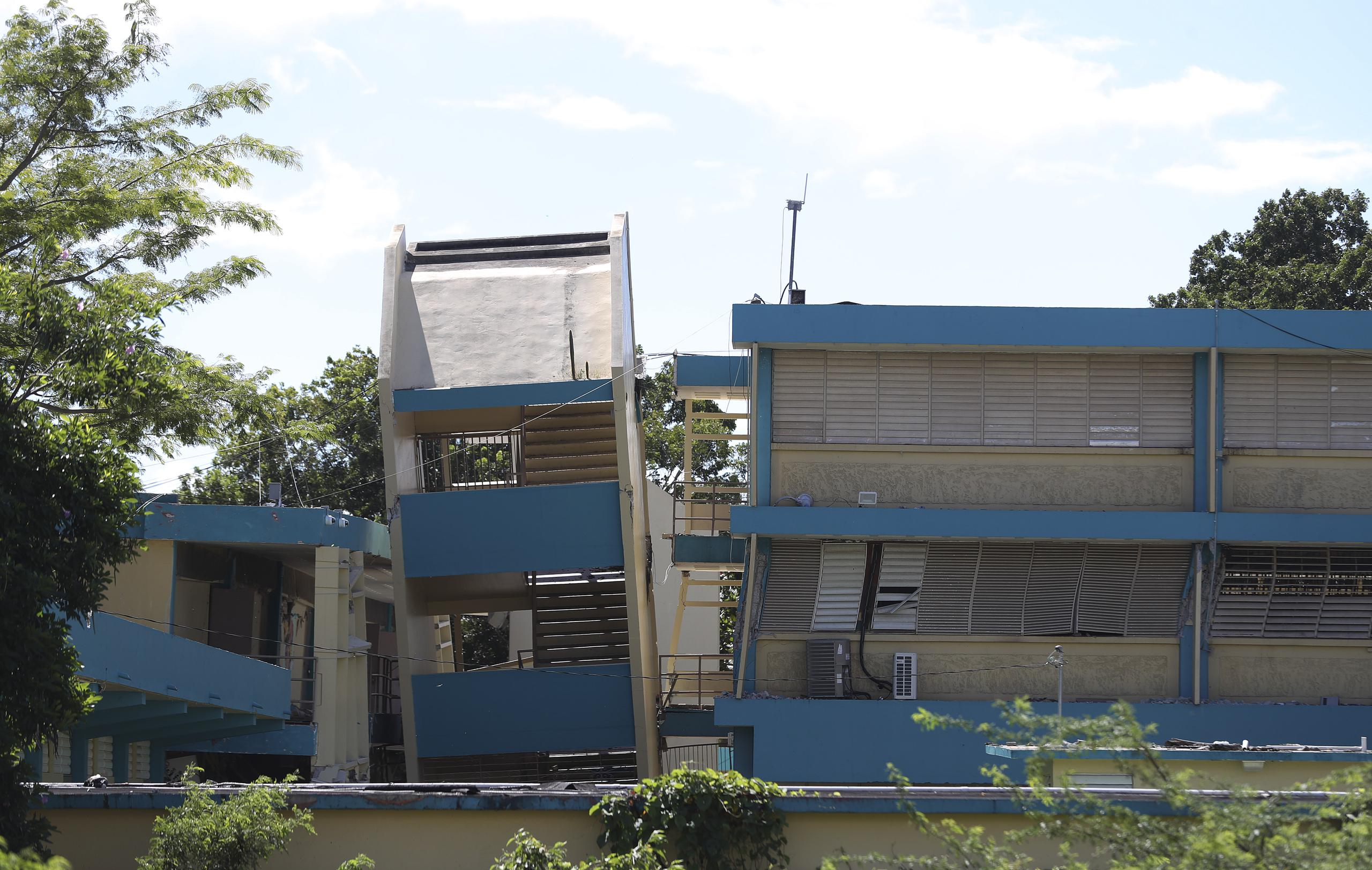 La escuela Agripina Seda en Guánica colapsó a causa del terremoto del 7 de enero de 2020.