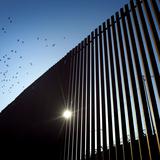 Muro de Trump aumentó las muertes y los heridos en la frontera con México