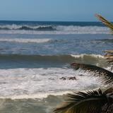 Playas peligrosas y brisa fuerte se anticipan en la Isla por tormenta tropical Bret