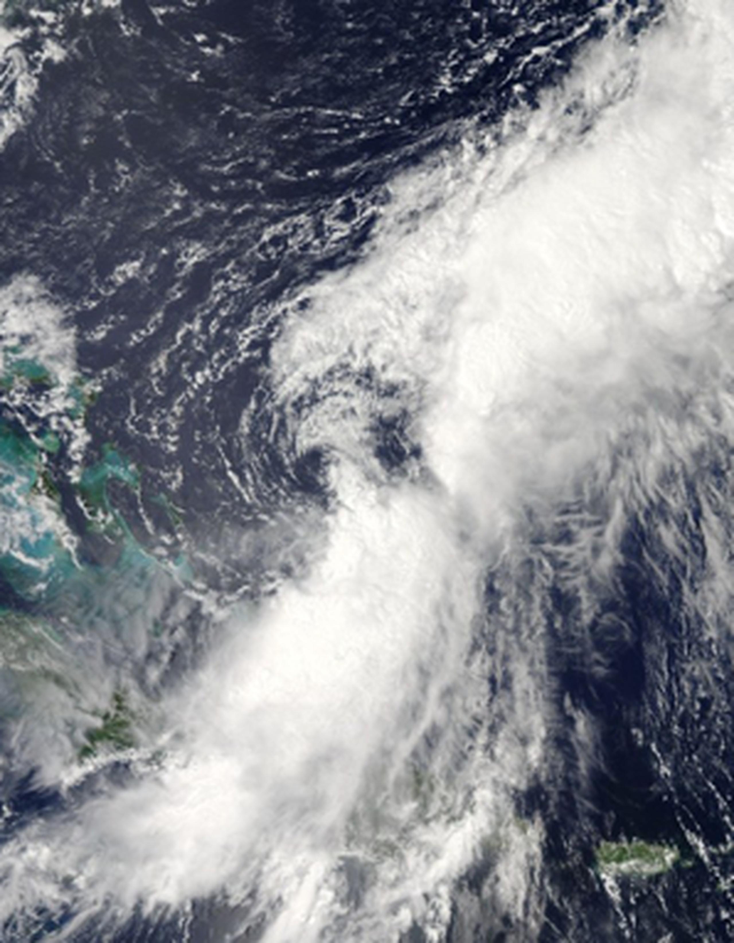 Para las próximas horas se prevé que continúen las lluvias sobre las islas Turcas y Caicos y sureste de Bahamas. (AP)