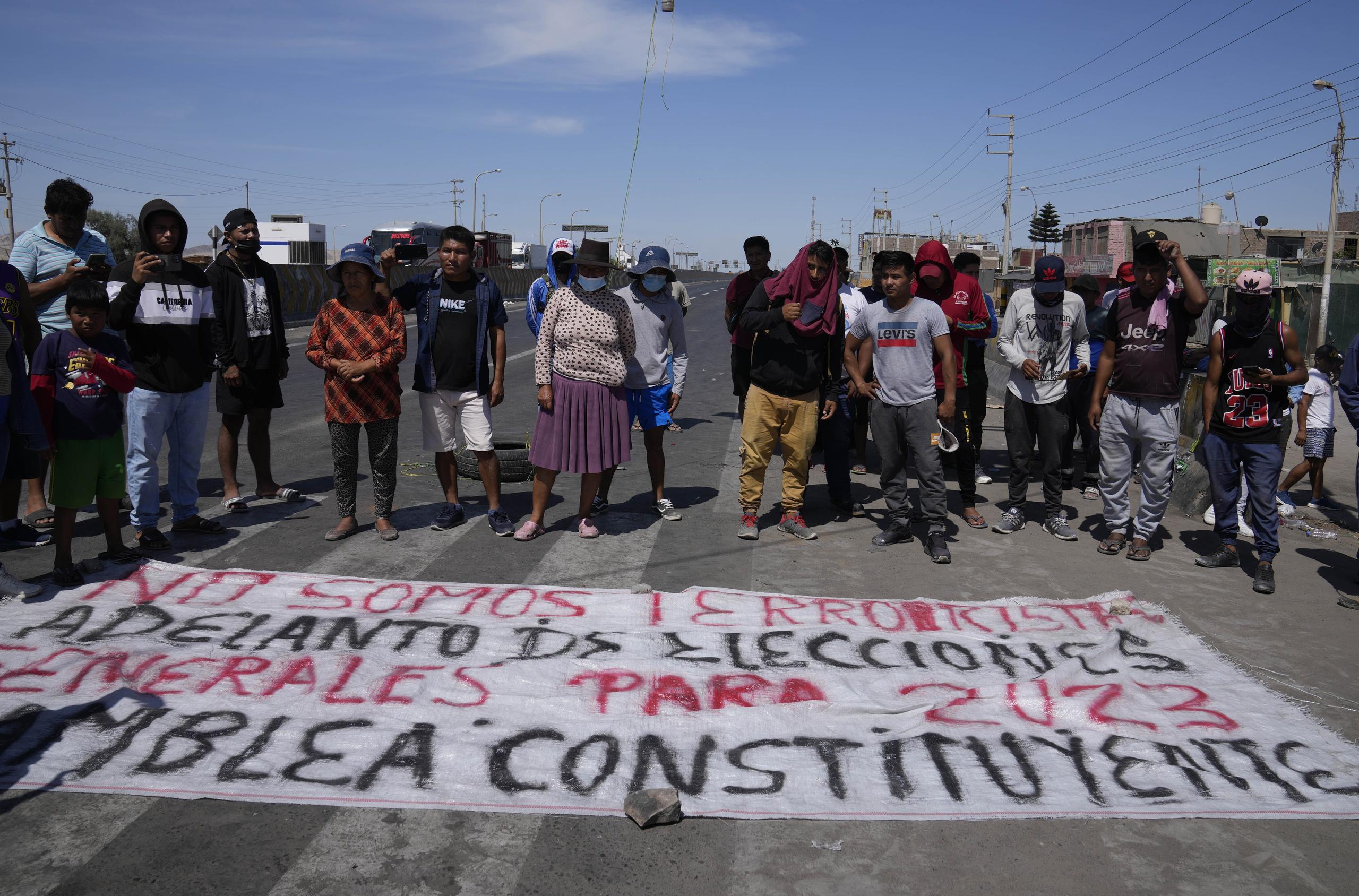 Las protestas en Perú, en contra del nuevo gobierno de Dina Boluarte, dejaron más de 20 muertos y cientos de heridos.