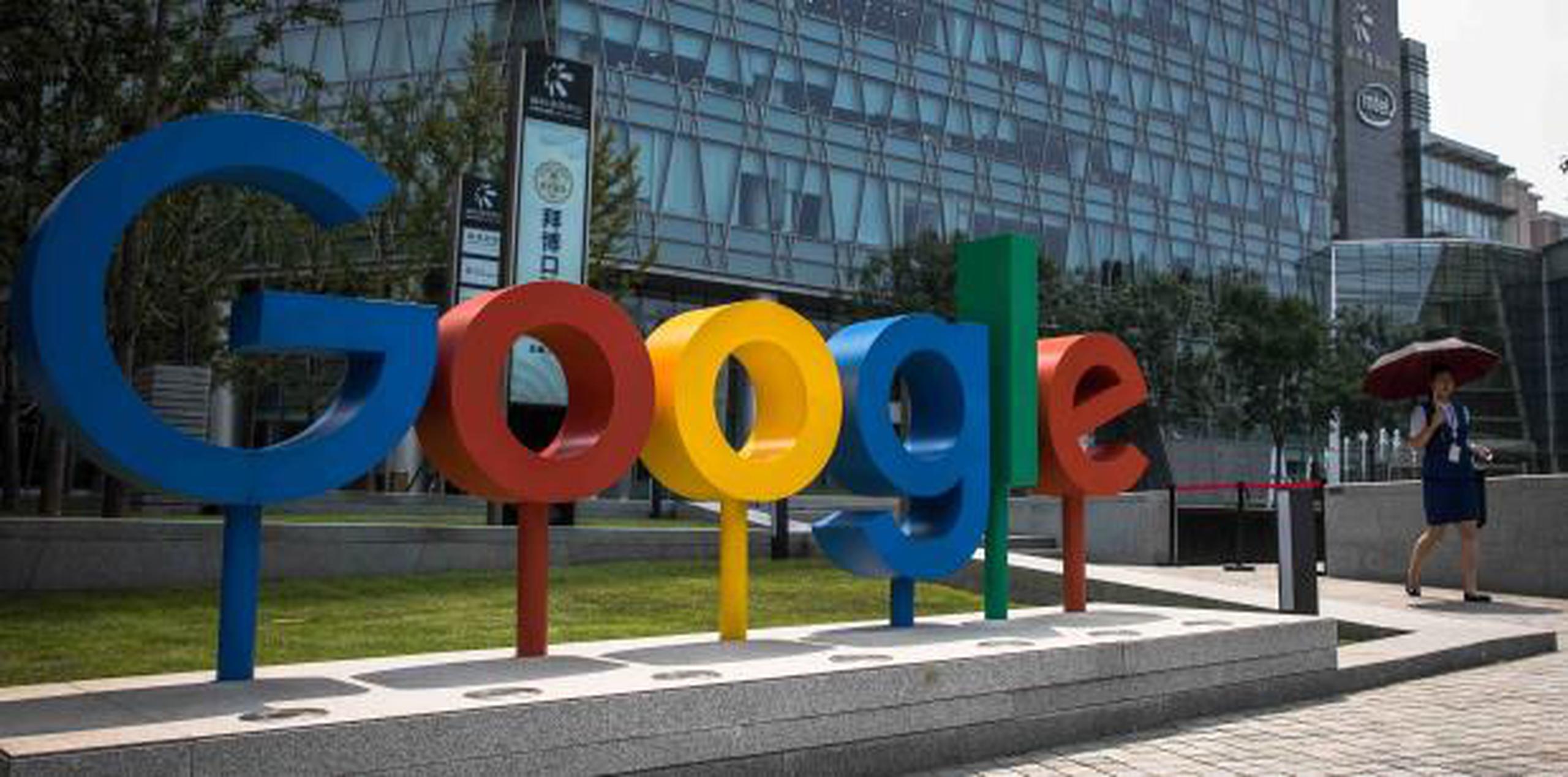 Políticos y analistas antimonopolio han expresado preocupación porque Google controla una tajada demasiado grande del proceso de publicidad digital. (EFE / Roman Pilipey)