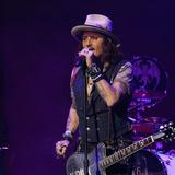 Johnny Depp vuelve a tarima tras grave desmayo en hotel en Budapest