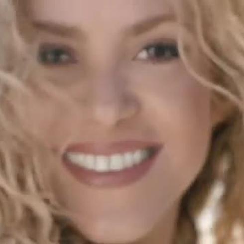 Shakira lanza nueva fragancia