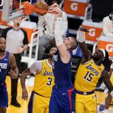 Los Clippers vuelven a frustrar una noche inaugural de los Lakers en Los Angeles