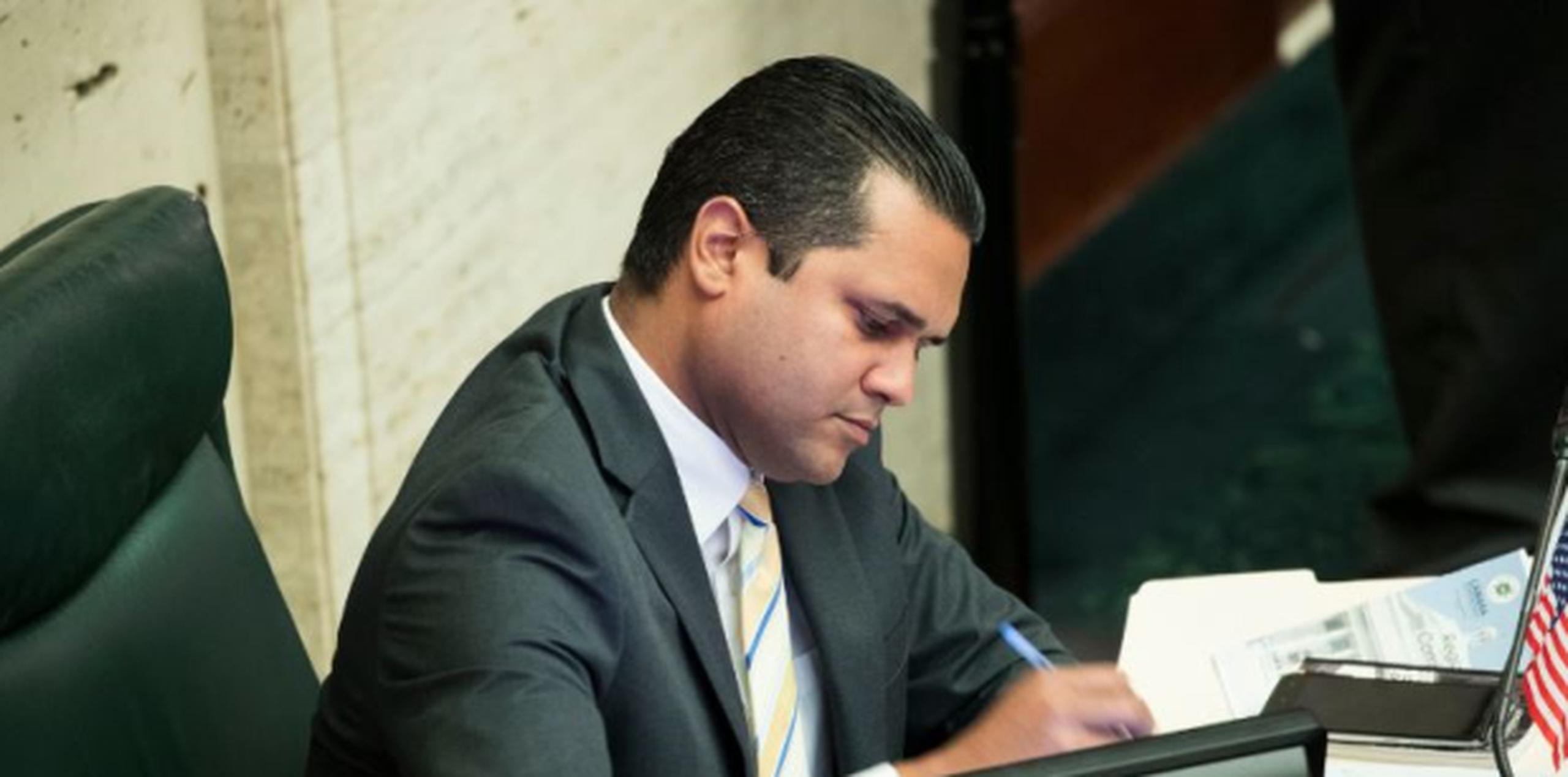 La sentencia explica que el pasado 6 de abril, el Tribunal Supremo denegó un recurso de mandamus presentado por Rodríguez para que se le restituyera en el cargo. (tonito.zayas@gfrmedia.com)