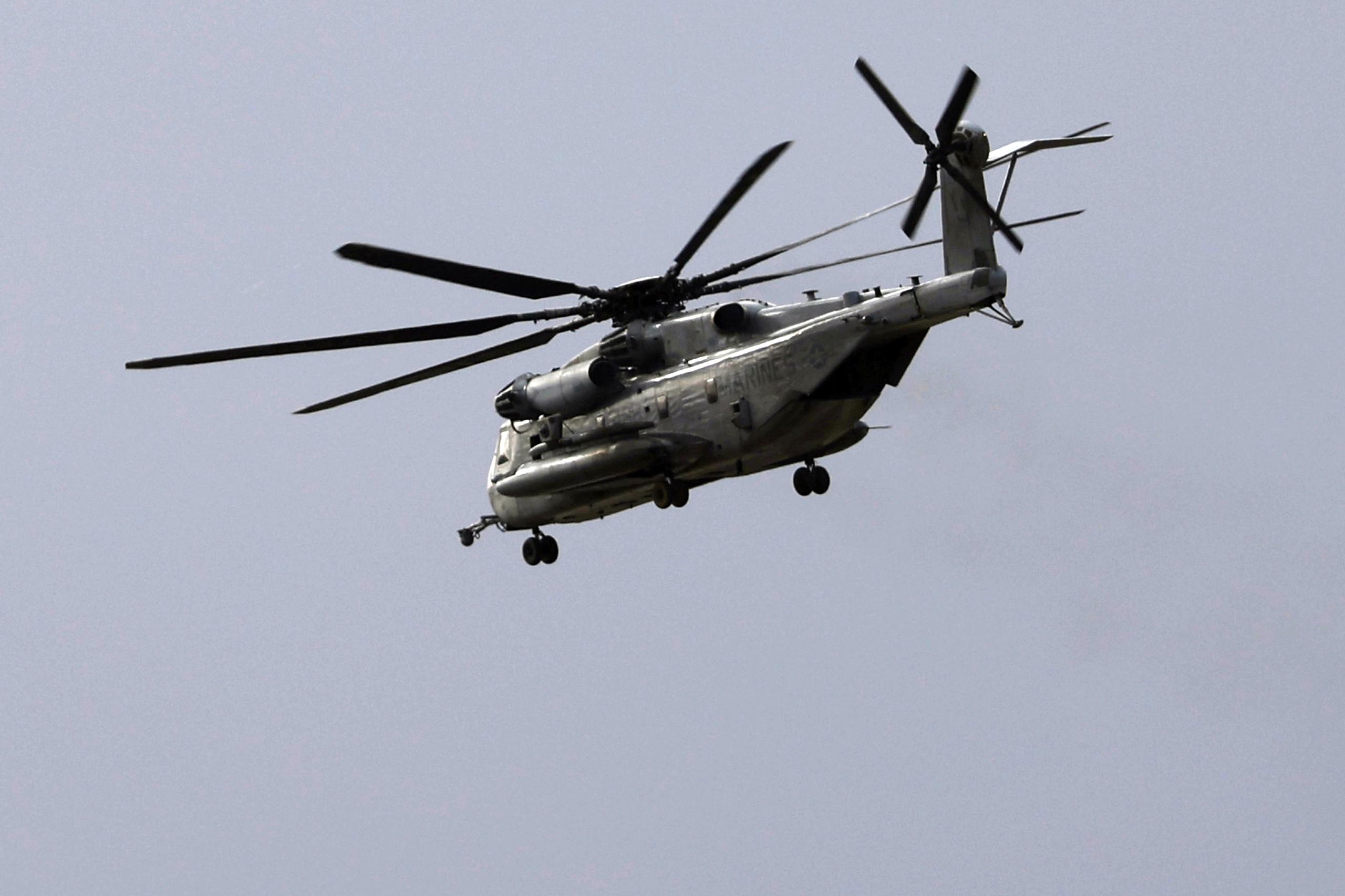 El CH-53E Super Stallion, de unos 30 metros de largo, es el helicóptero más grande y pesado del ejército.