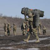 Estados Unidos asegura que las armas para Ucrania “llegan máximo en 72 horas”
