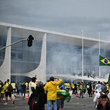 Un fiscal pide bloquear los bienes de Bolsonaro por el asalto a los tres poderes