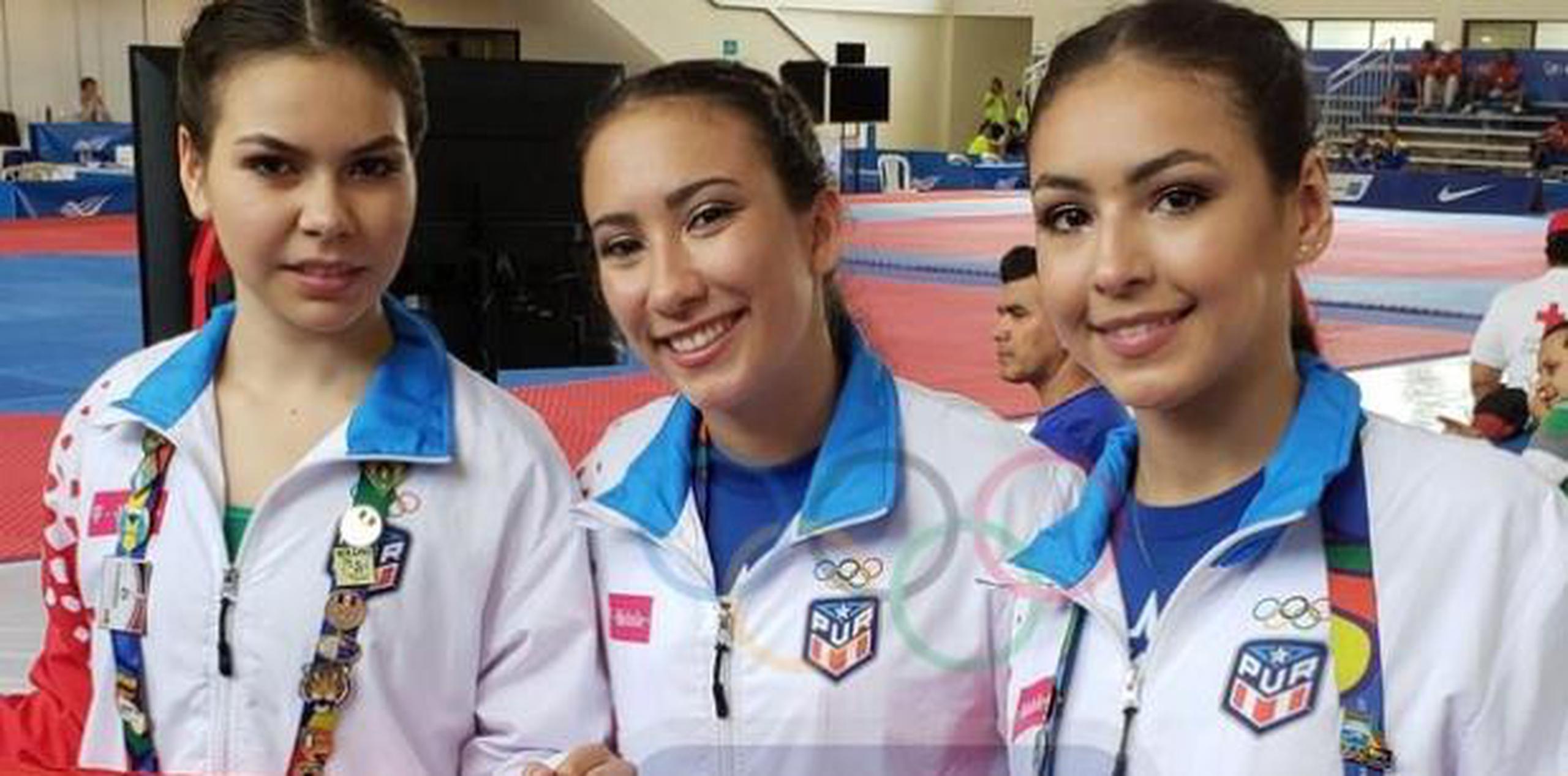 Arelis Medina, Ana Figueroa y Fabiola Ruiz lograron un bronce. (andre.kang@gfrmedia.com)