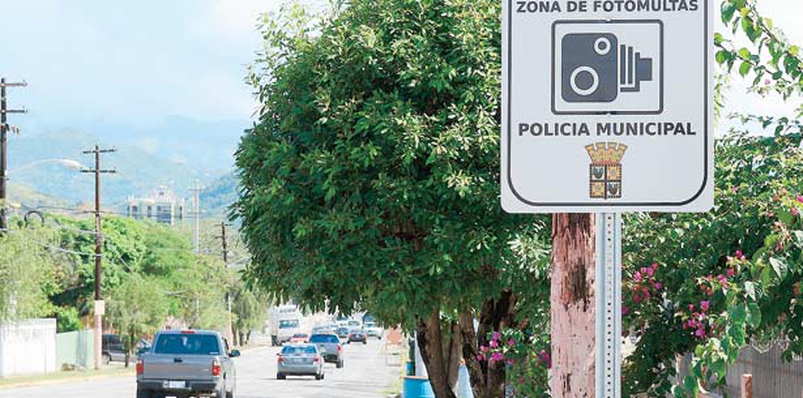 El alcalde de Yauco aseguró que, en el poco más de un año que estuvo vigente, el sistema automatizado redujo las multas expedidas de 18,000 a 2,000. (Archivo)