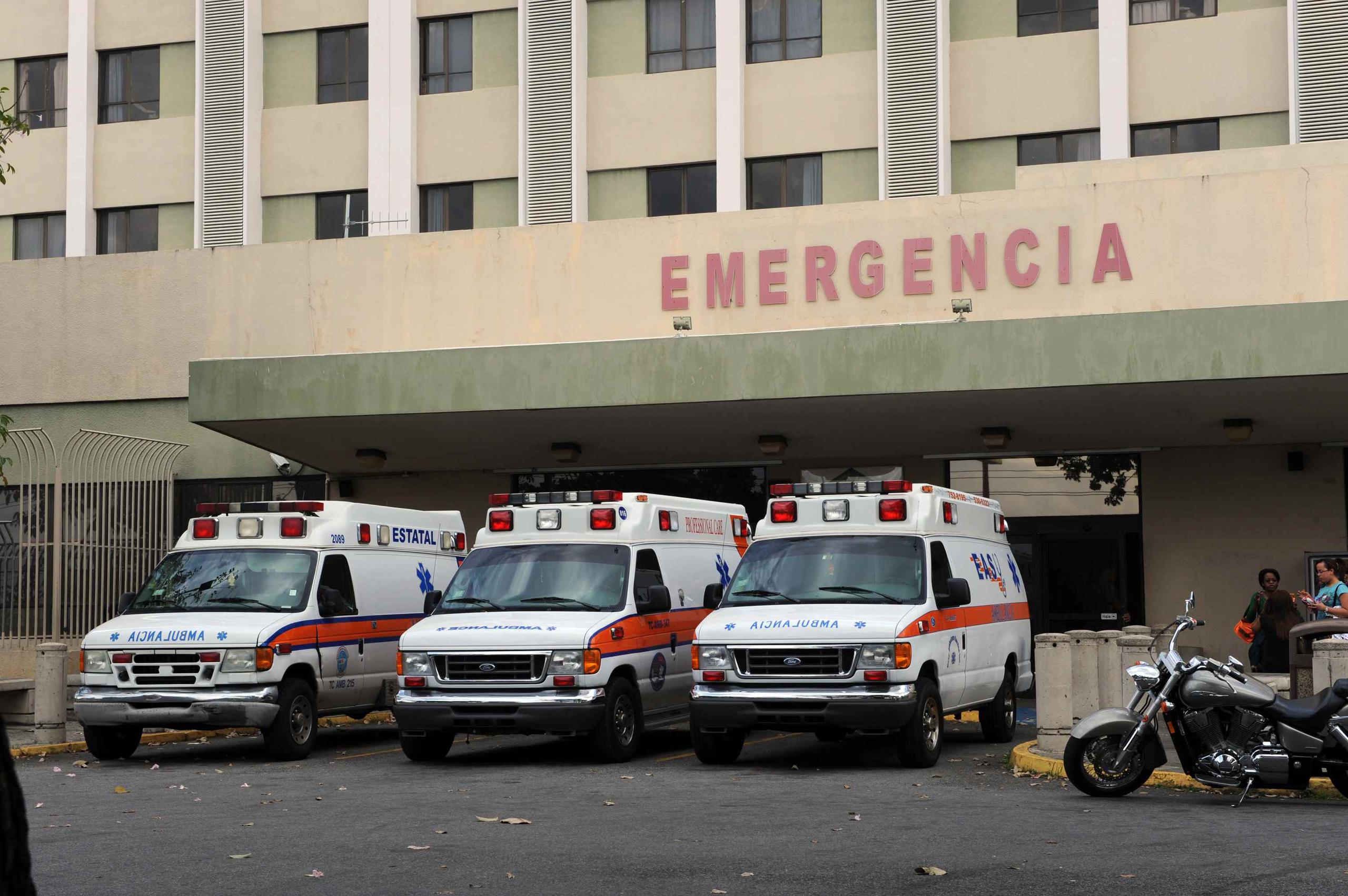 Dos de los tres heridos fueron transportados al hospital Dr. Federico Trilla de la UPR, en Carolina. (GFR Media)