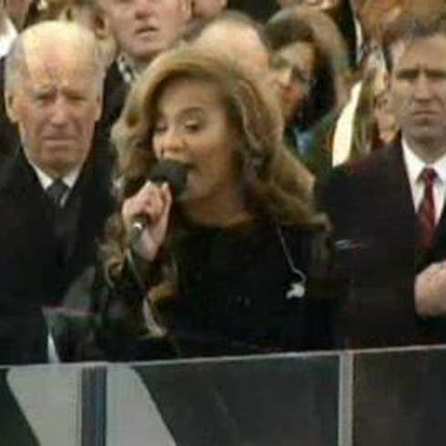 Beyoncé cantó el himno nacional estadounidense