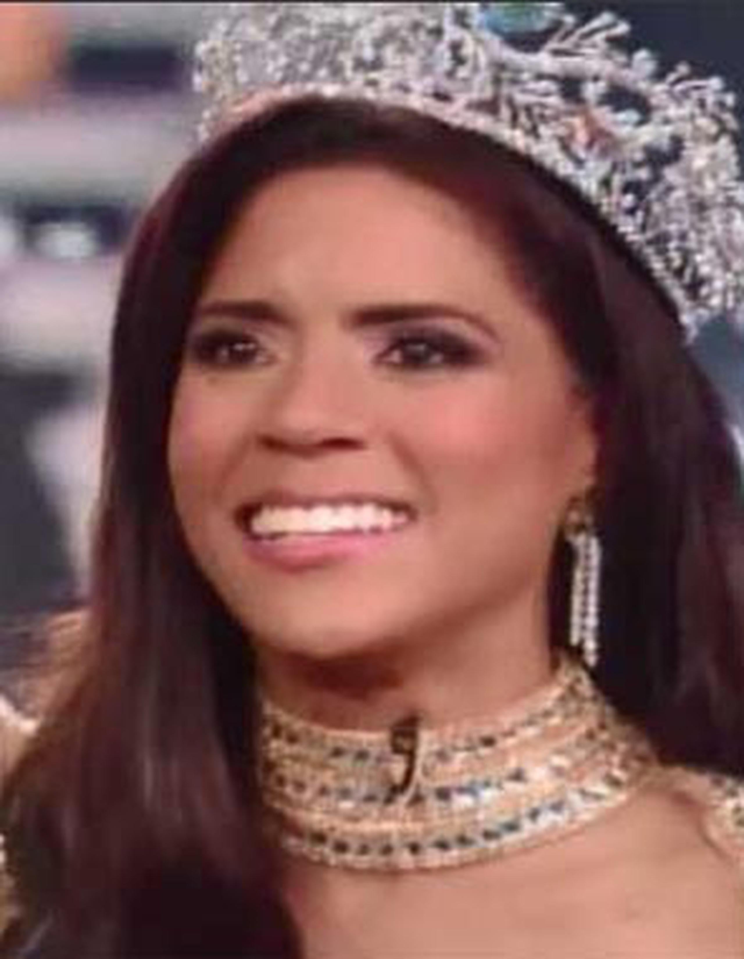 La joven dominicana radicada en Nueva York se coronó como ganadora de Nuestra Belleza Latina. (Captura: Univisión)