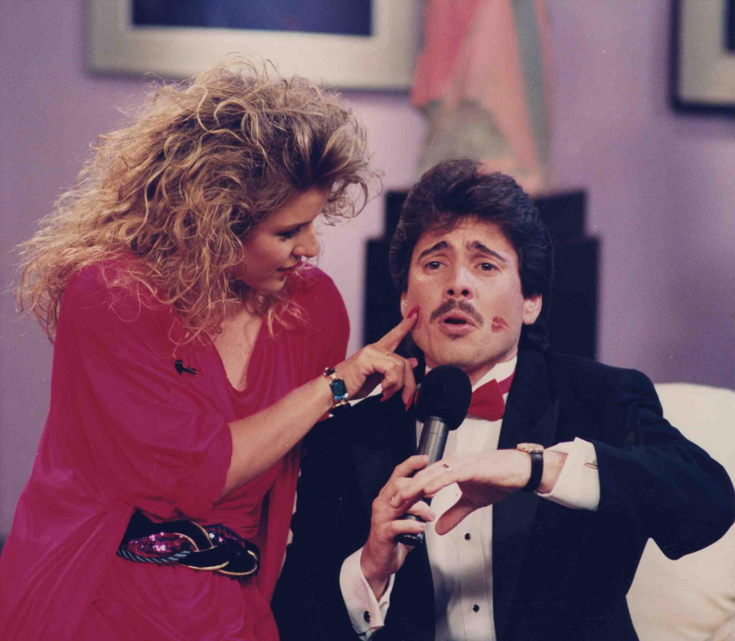 No te duermas estrenó en el canal 7, entonces conocido como SuperSiete, con Lourdes Collazo y Antonio Sánchez (foto de marzo de 1990). (GFR Media)