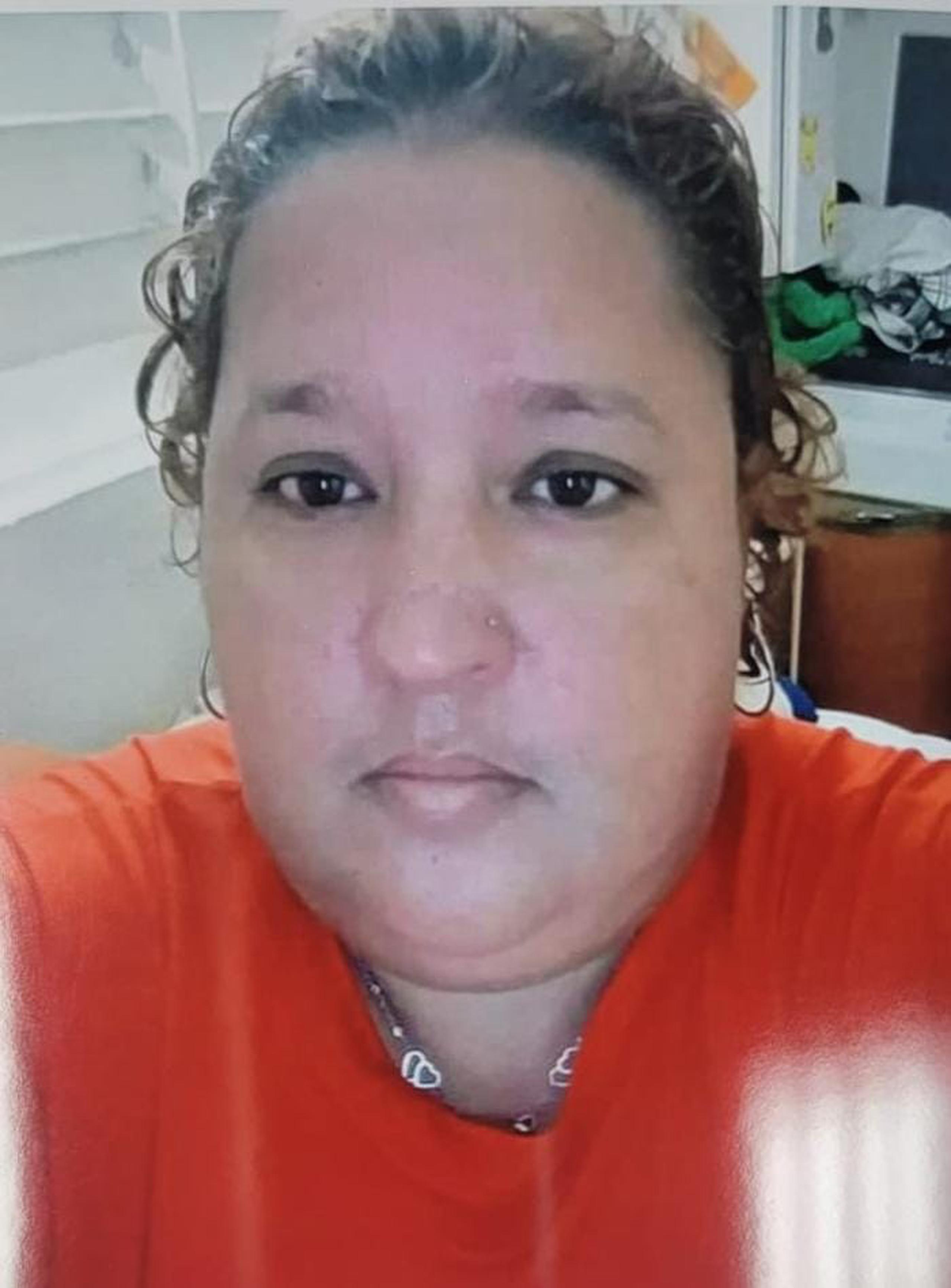 Elmis Yadira Medina Marín, de 40 años, vecina del residencial Las Mesetas, en Arecibo, se encuentra desaparecida desde la madrugada del jueves, 2 de febrero.