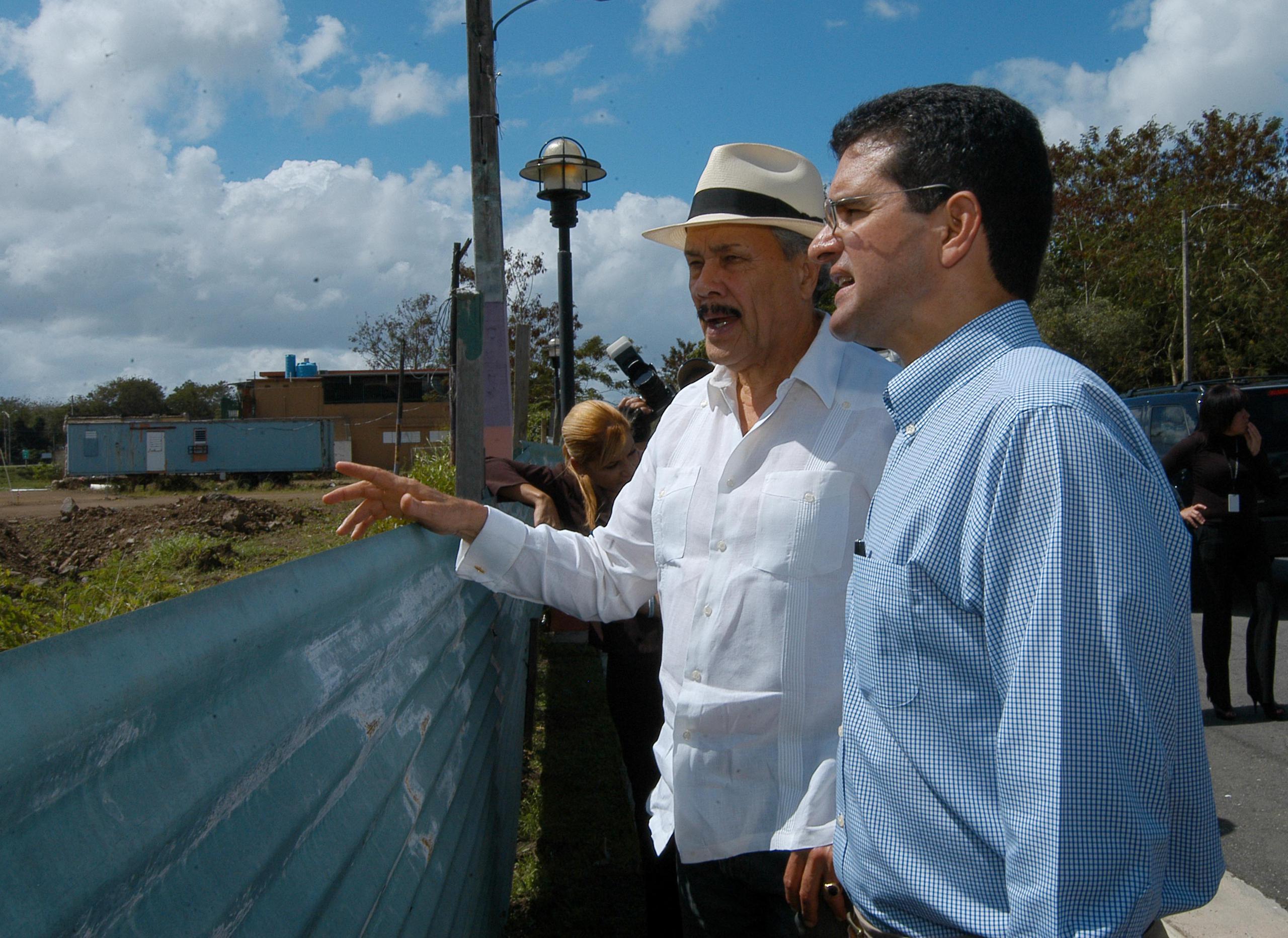 José “Chemo” Soto junto a Pedro Pierluisi en una foto del año 2011.