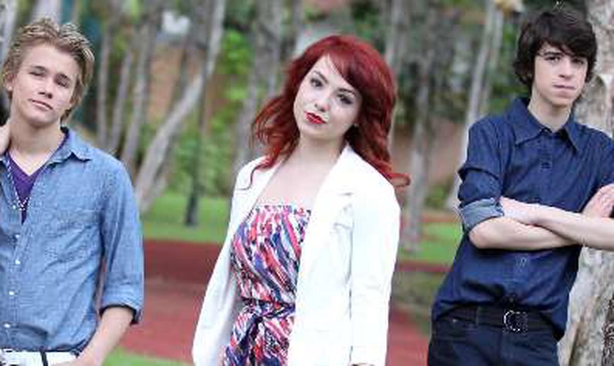 Kicking Daisies le da virazón a los roles Primera Hora