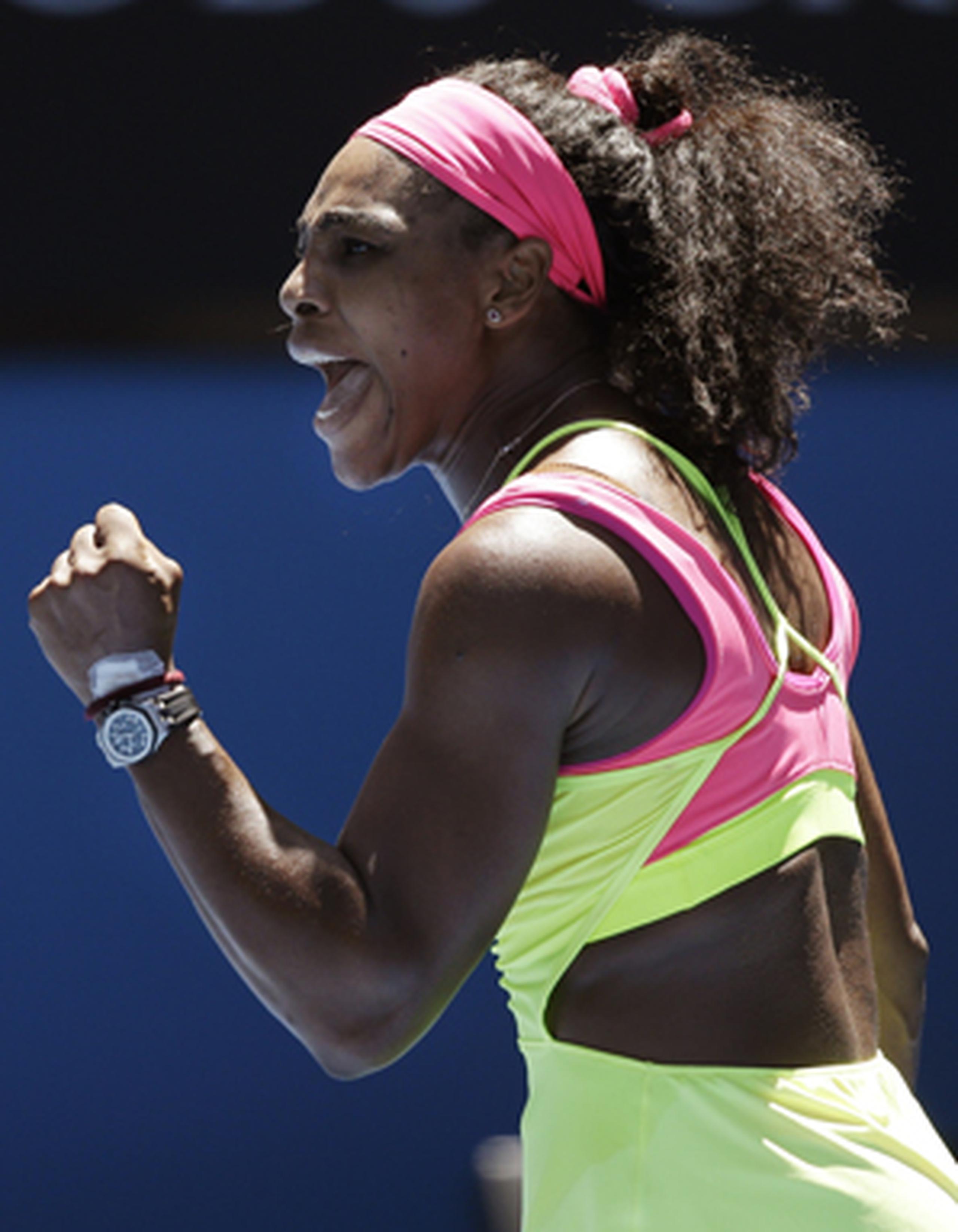 Cuando vi el marcador (de Venus) pensé: 'Wow, está ganando, yo puedo hacerlo mejor''', señaló Serena tras su victoria. "Siempre nos motivamos una a la otra". (AP)
