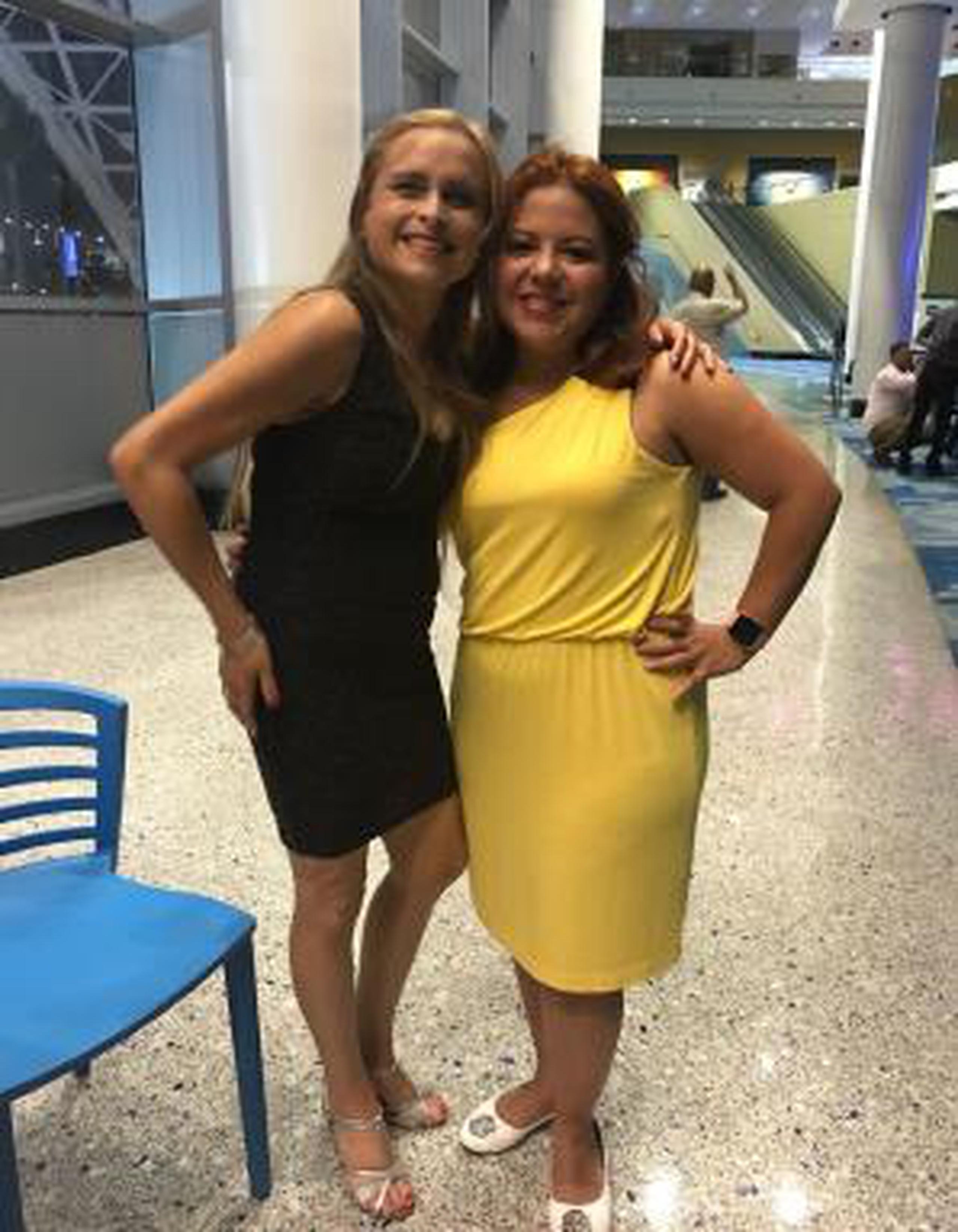 Víctor Manuelle sorprende a salsera no vidente en su cumpleaños