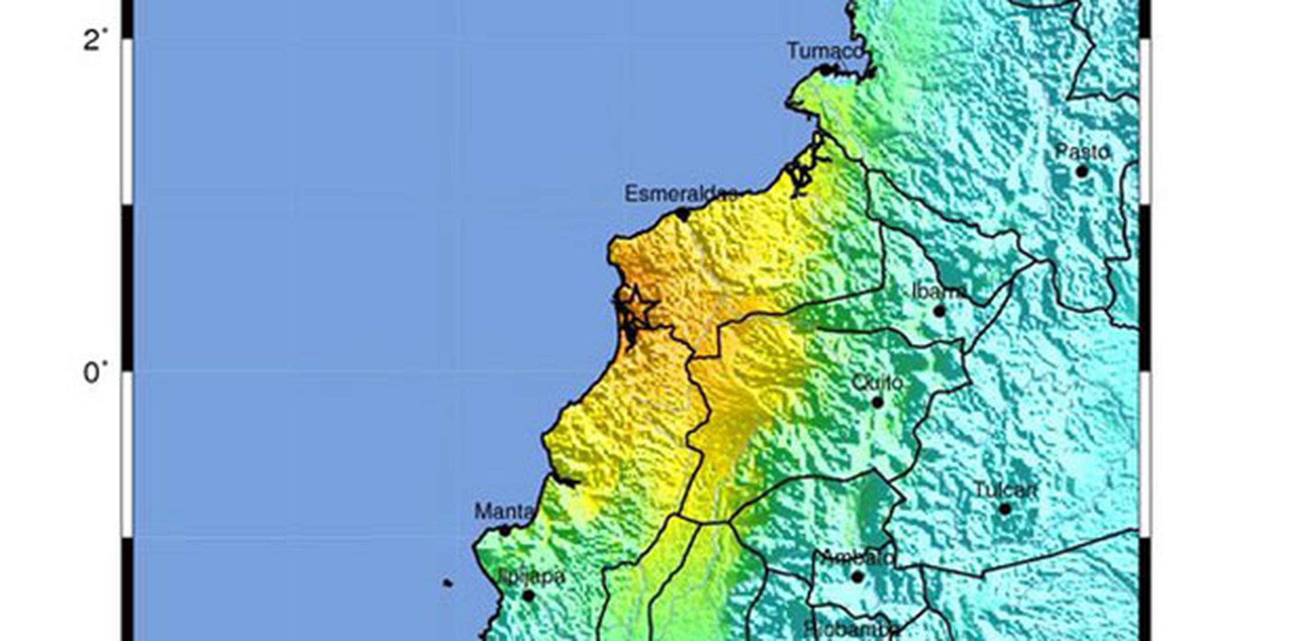 La Armada ordenó proceder con calma a la evacuación de las localidades bajas de las regiones de Tumbes y Piura, dos regiones costeras del norte de Perú, situadas en la frontera con Ecuador, a cuyos habitantes instó a trasladarse a zonas seguras. (EFE)