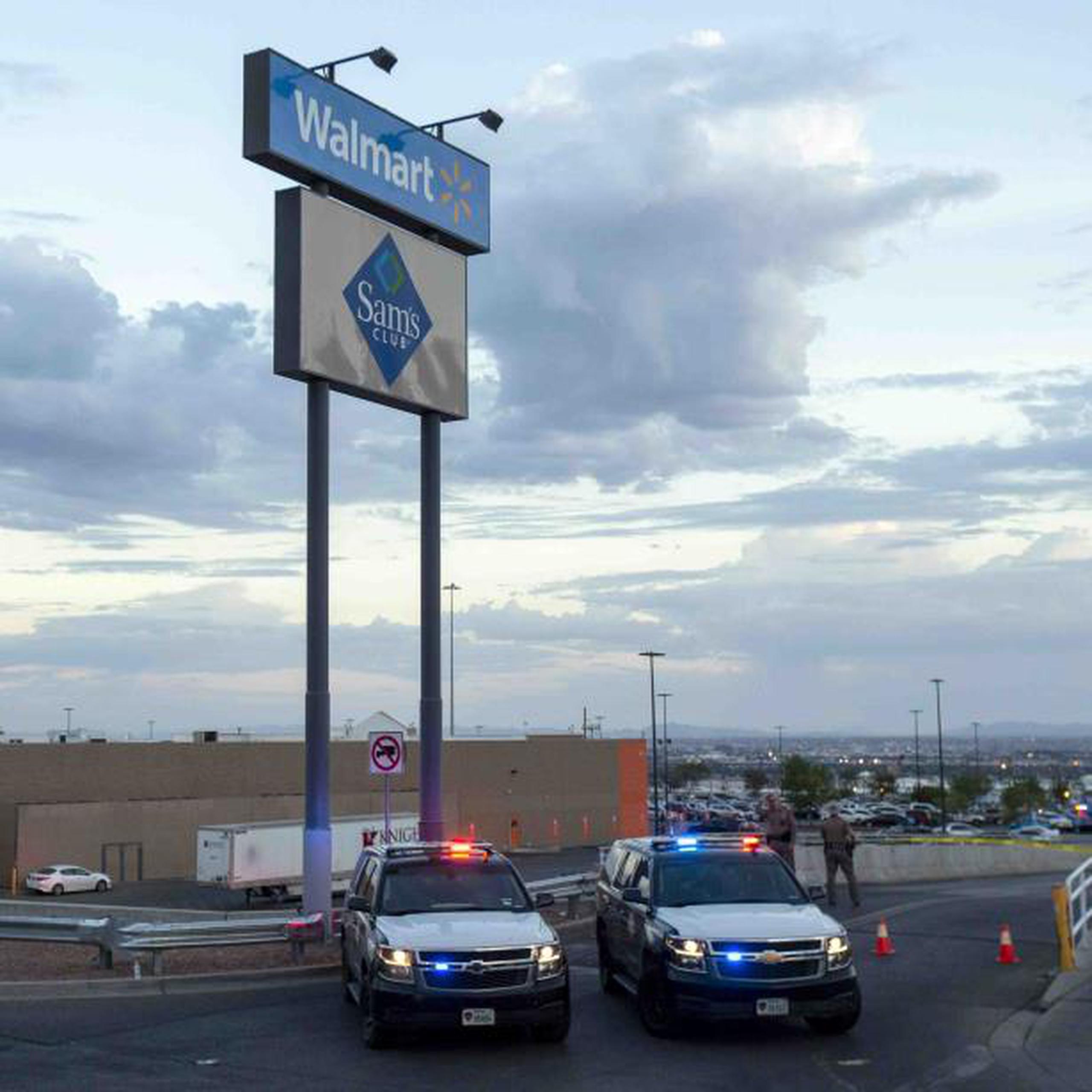 Walmart no tenía un guardia en la tienda el 3 de agosto, día de la masacre. (AP / Andres Leighton)
