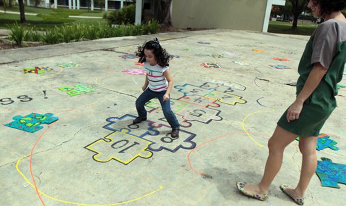 Juegos Tradicionales De Puerto Rico Galeria De Juegos Infantiles Como La Peregrina Jacks Gallitos Canicas Sube Y Baja Patines Los Frappes Se Pueden Encontrar En Fanfriendsclub