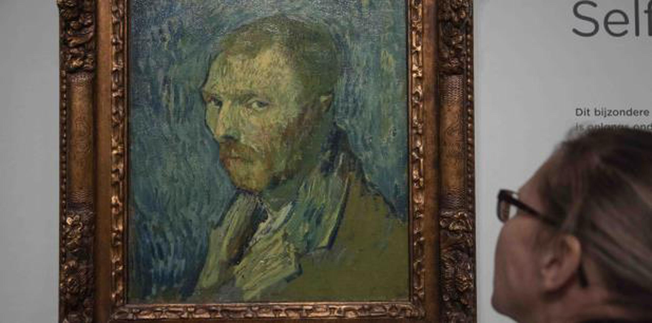 Van Tilborgh explicó que el uso de un lienzo viejo y un color verde ocre eran en realidad típicos de la pintura de Van Gogh cuando estaba confinado a la institución en Saint-Remy en 1889. (AP)