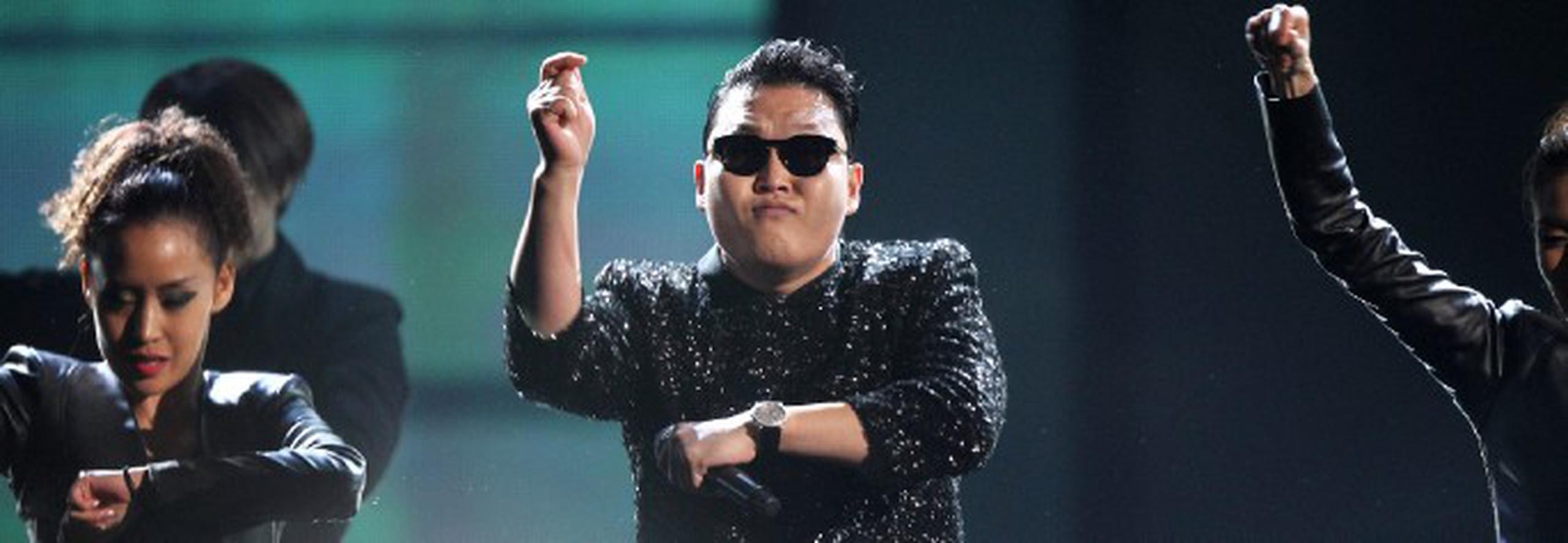 "Gangnam Style" o, lo que es lo mismo, el baile del caballo del artista surcoreano Psy ha trascendido las fronteras globales convirtiendo este año a su videoclip en el más visto de la historia en la plataforma de internet Youtube, donde sus miles de seguidores han colgado sus propias versiones a todo galope. (Archivo)