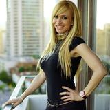 Noelia pone su granito de arena