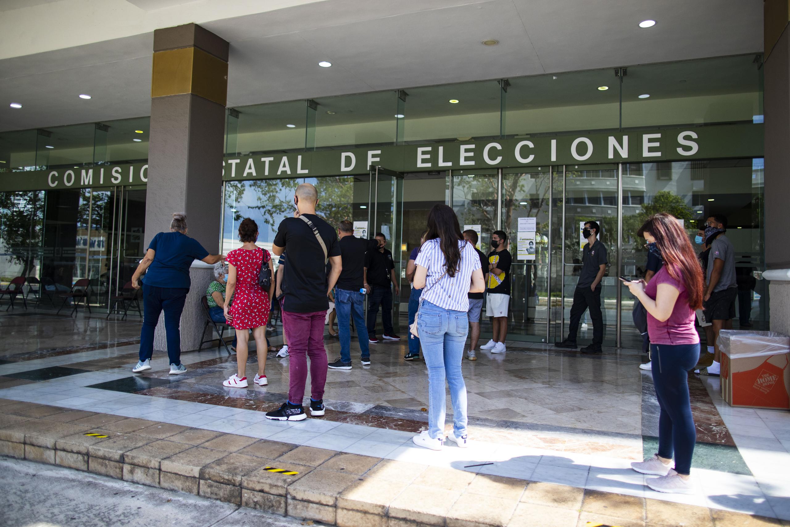 Además de las Regiones de Bayamón y Humacao, los electores afectados pueden visitar cualquier oficina de su conveniencia.