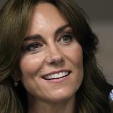 Kate Middleton es vista en público con aspecto “feliz y saludable”