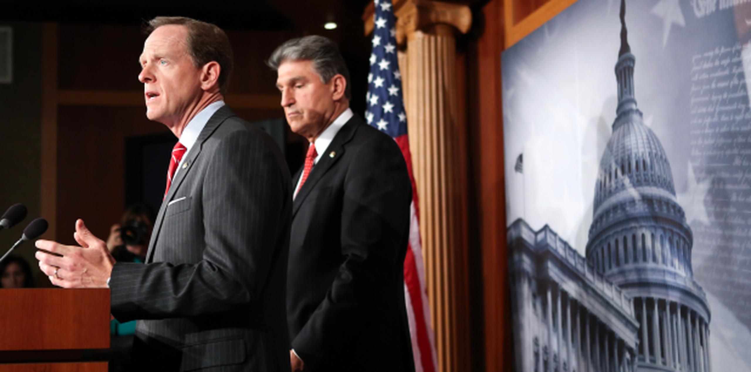 Senadores anuncian acuerdo sobre armas Primera Hora