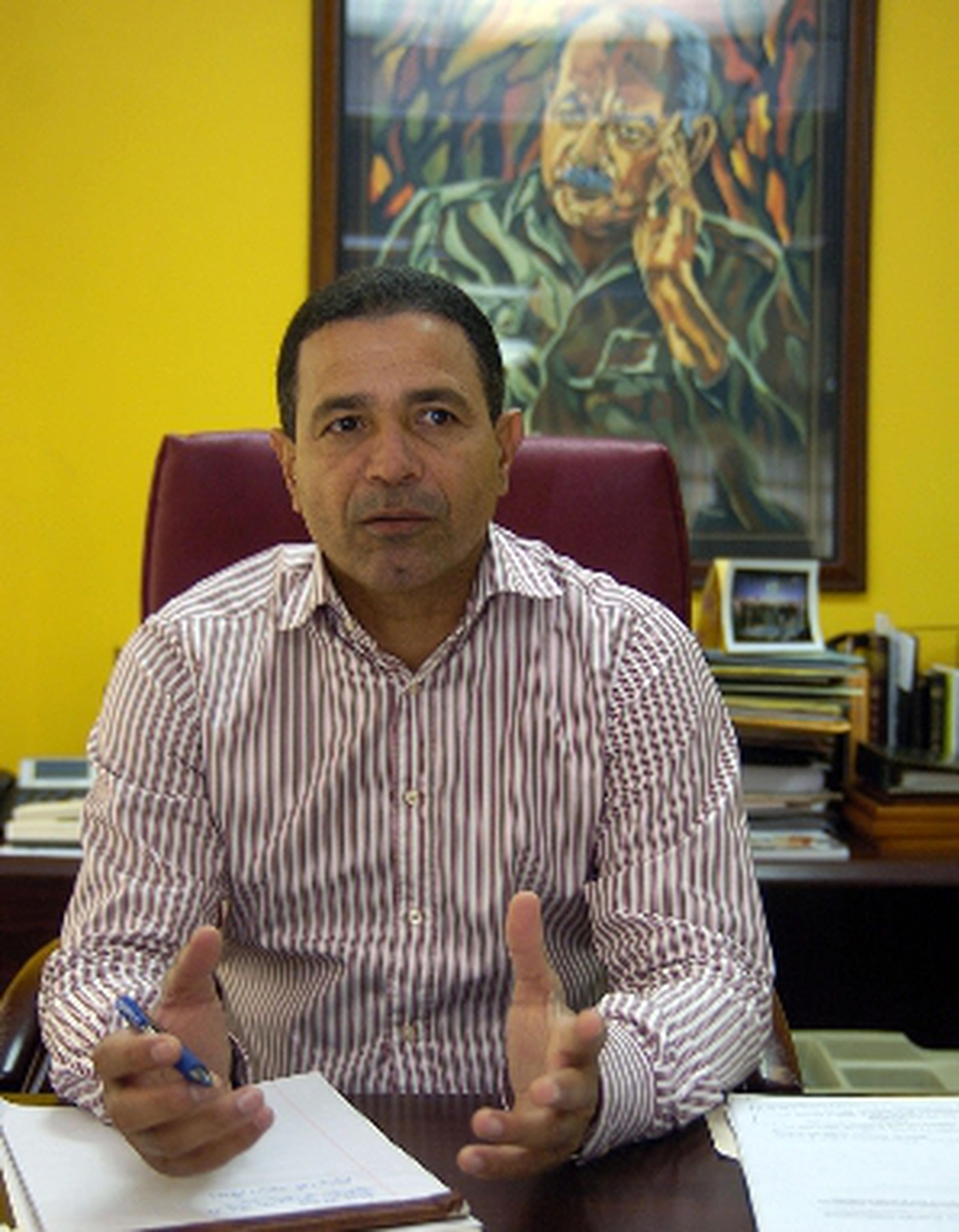 Pedro García, alcalde de Hormigueros, indica que su municipio llevaba más de ocho años sin revisar la tasa de Contribución Adicional Especial por concepto de la propiedad mueble e inmueble. (Archivo)