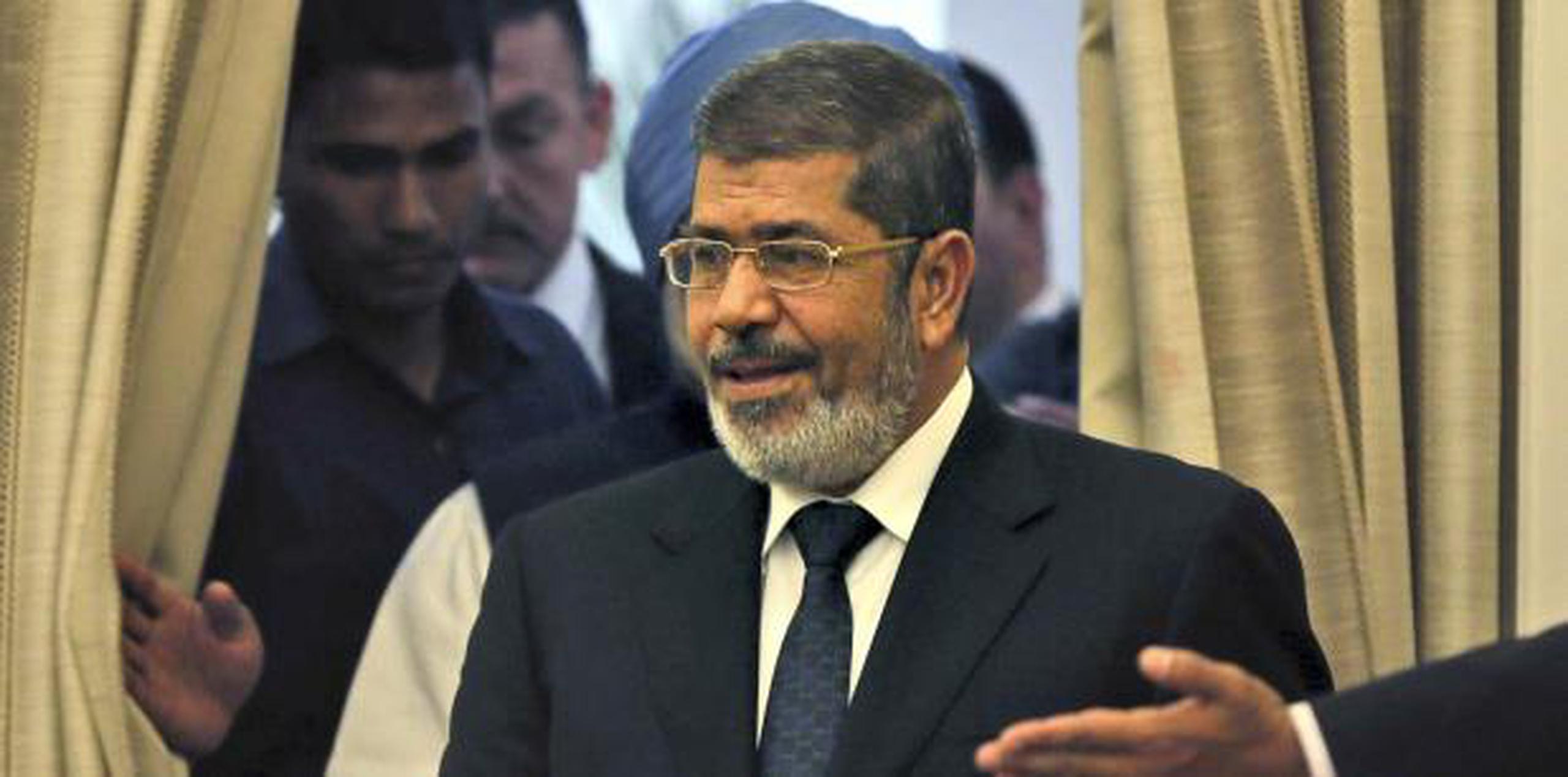 Las agencias de seguridad se negaron a permitir que Morsi fuera enterrado en el cementerio familiar. (AP)