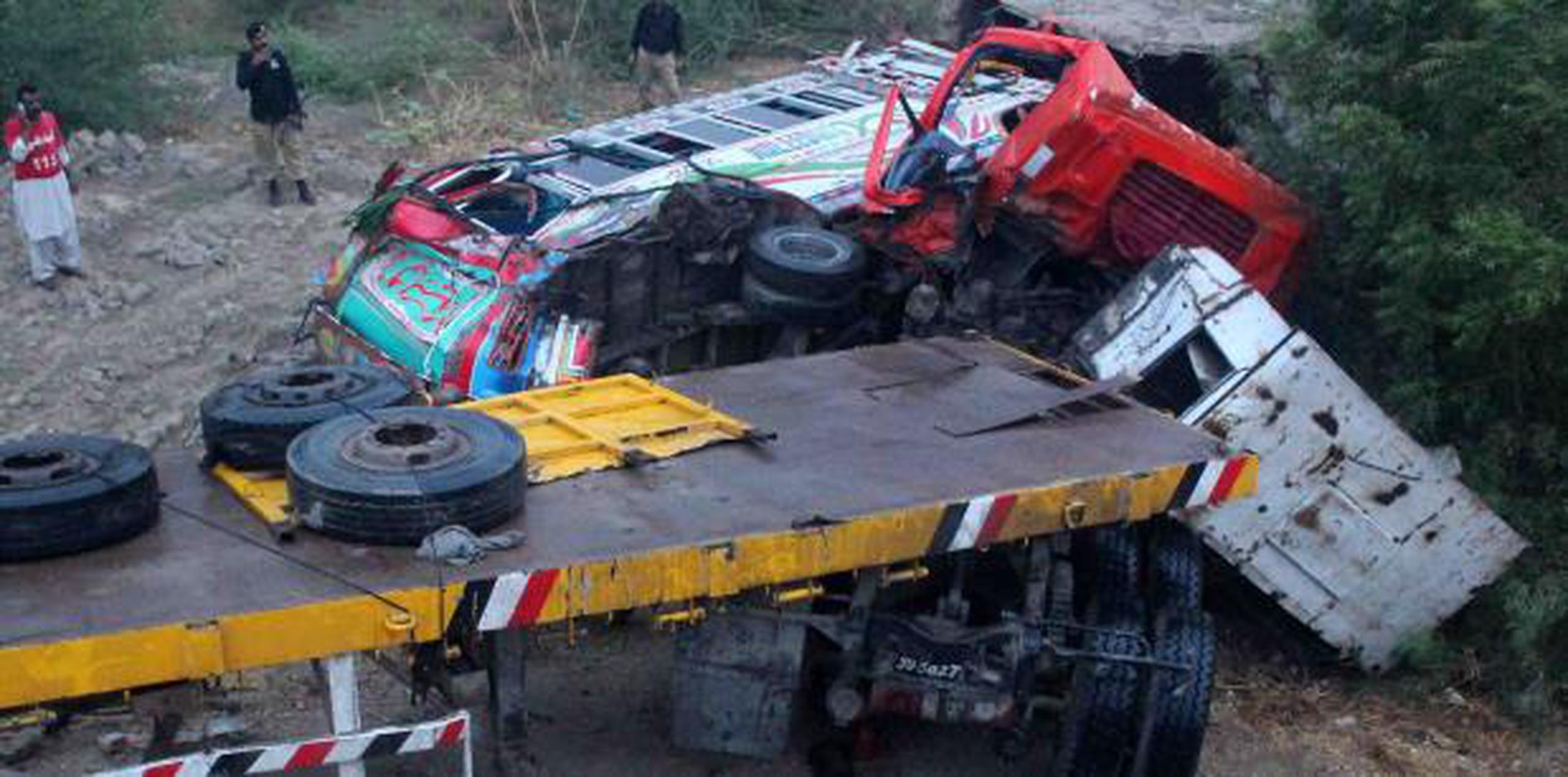 La negligencia del conductor del camión parece haber sido la causa del choque. (AP)

