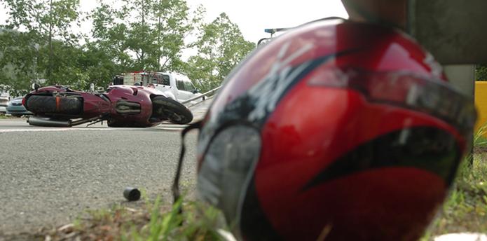 Un motociclista perdió la vida al atardecer de ayer, viernes, tras accidentarse en el expreso Rafael Martínez Nadal. (Archivo)